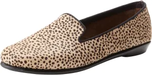 Aerosoles Women's Betunia Slip-On Loafer with Memory Foam Footbed