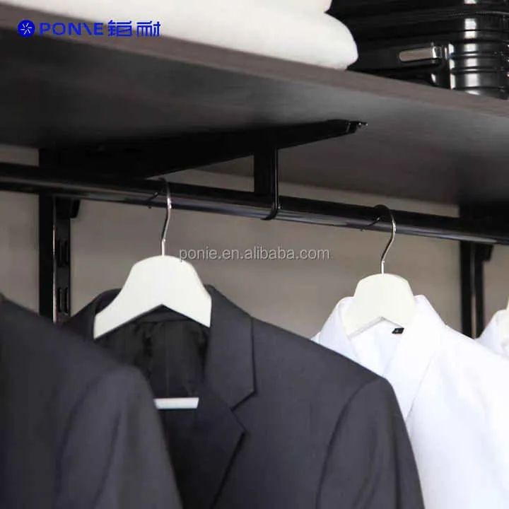 Clothes storage .. تخزين الملابس