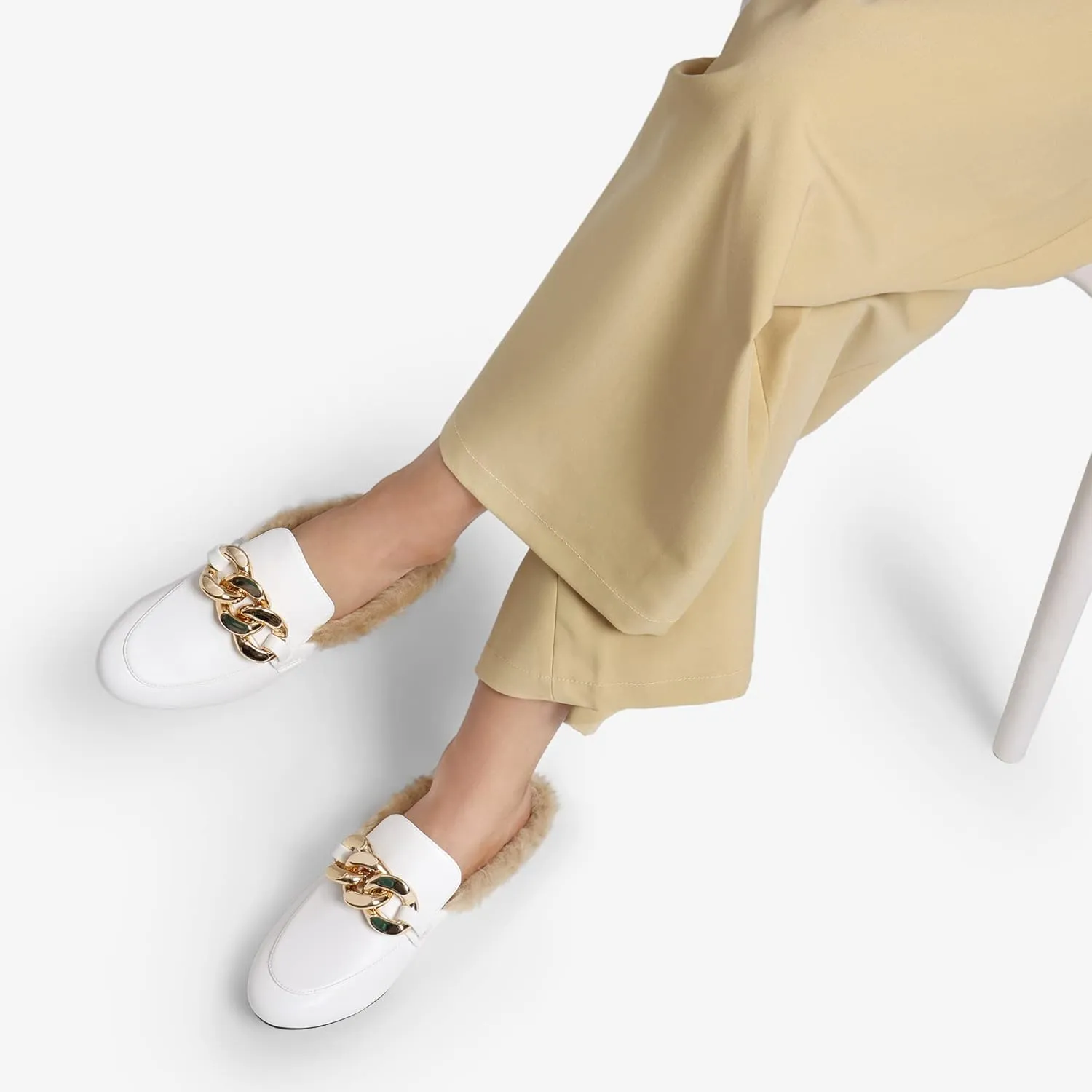 DREAM PAIRS Mules for Women Flats Shoes Comfortable Slip on Closed Toe Slides Loafers with Chain Backless Womens Mules
