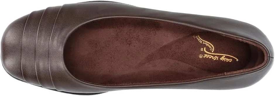 Easy Street Women's Hayes Sneaker