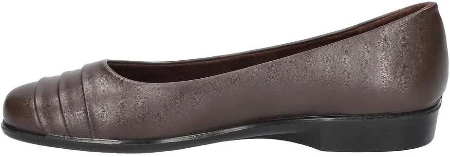 Easy Street Women's Hayes Sneaker