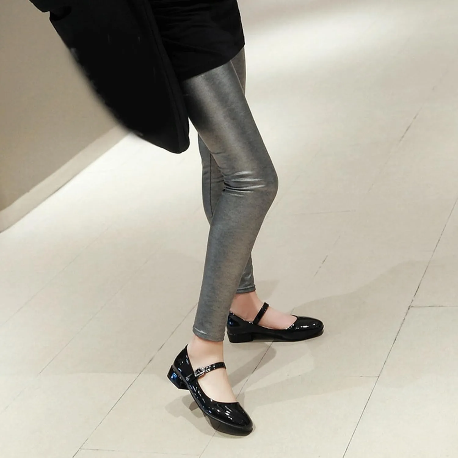 Round Toe Ankle Strap Mary Janes Flats Patent Leather Low Heels Pumps School Uniform Dress Shoes